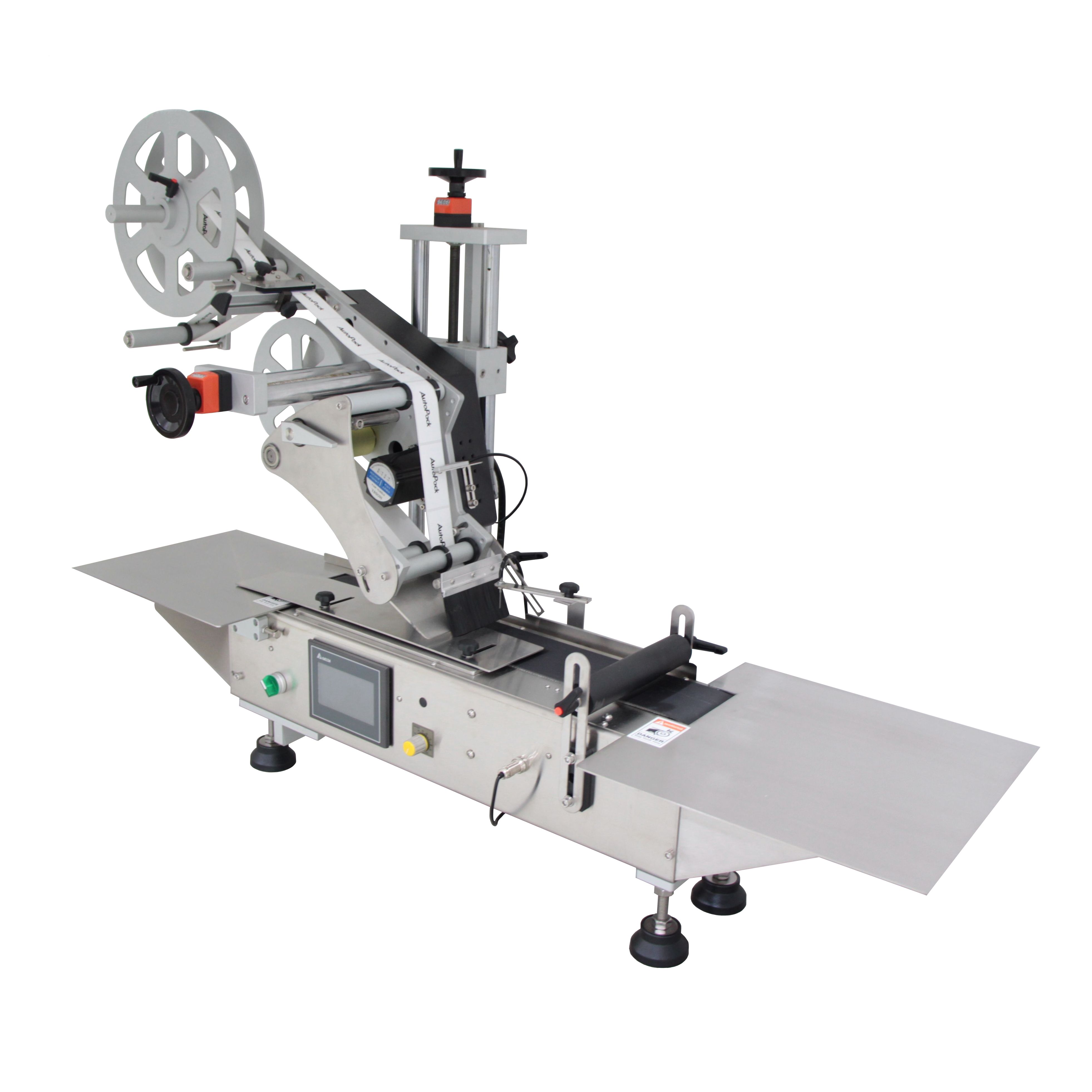 INPHIC LT-110 MBF019104A 桌上型上貼自動貼標機實機圖，適用於盒子、袋子、SSD卡等平面產品貼標